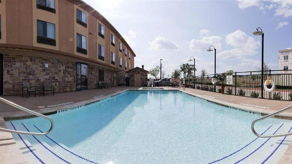 Red Lion Inn & Suites Mineral Wells Eksteriør bilde