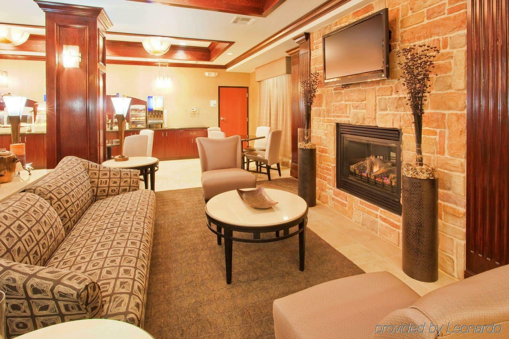 Red Lion Inn & Suites Mineral Wells Eksteriør bilde